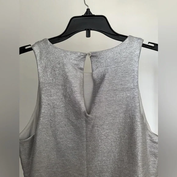 Bebe Metallic Sleeveless Top is very stylish ๐ข๐ - Picture 8 of 8